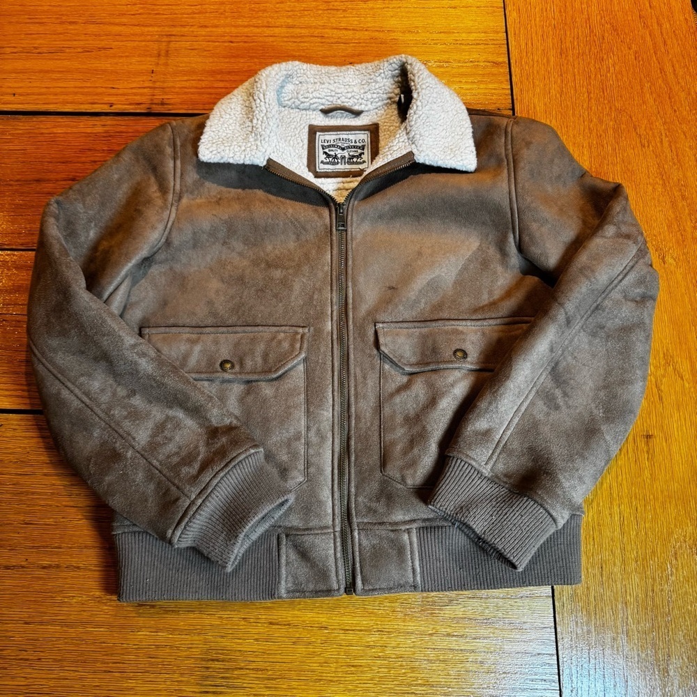 Levi Men's Brown Suede (Faux fur)distressed Bomber Jacket with Sherpa liner med